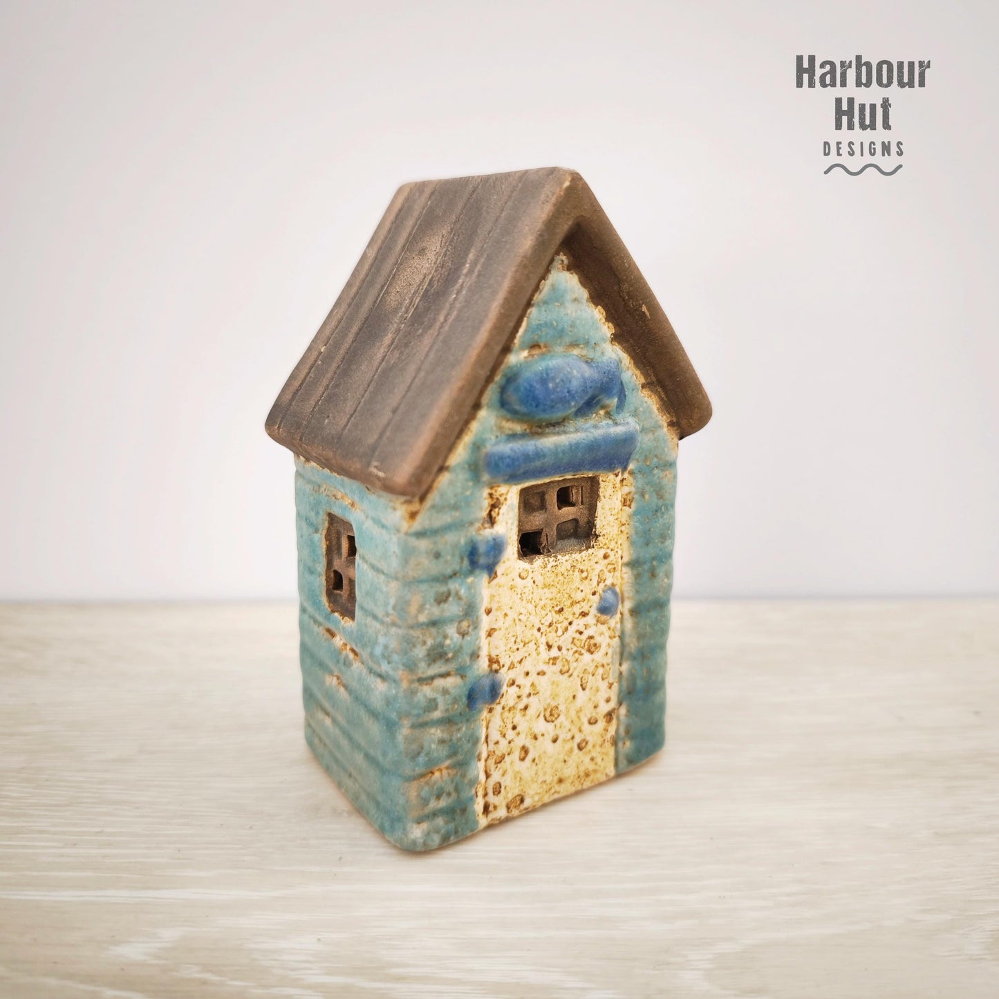 Ceramic beach hut decoration | Nautical decor | Sailing | Fishing | Swimming | Beach house | LED lights | Sold individually or as a set of 3