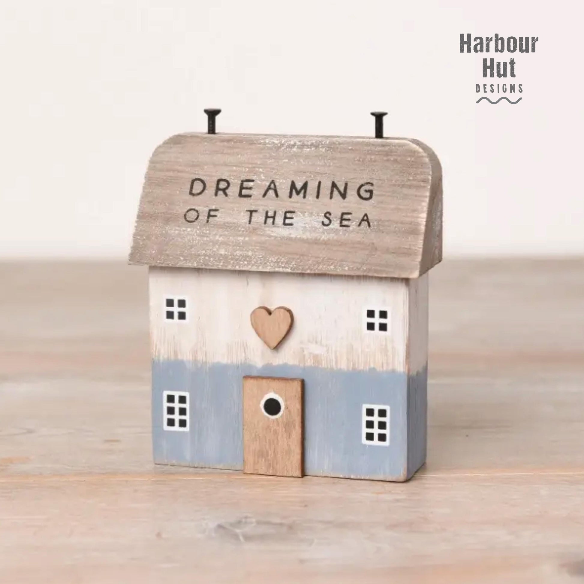 Wooden seaside house decoration | Sea dreaming | Beach blue wedding | Boho decor | Shabby chic | Cute distressed rustic | Coastal ornament