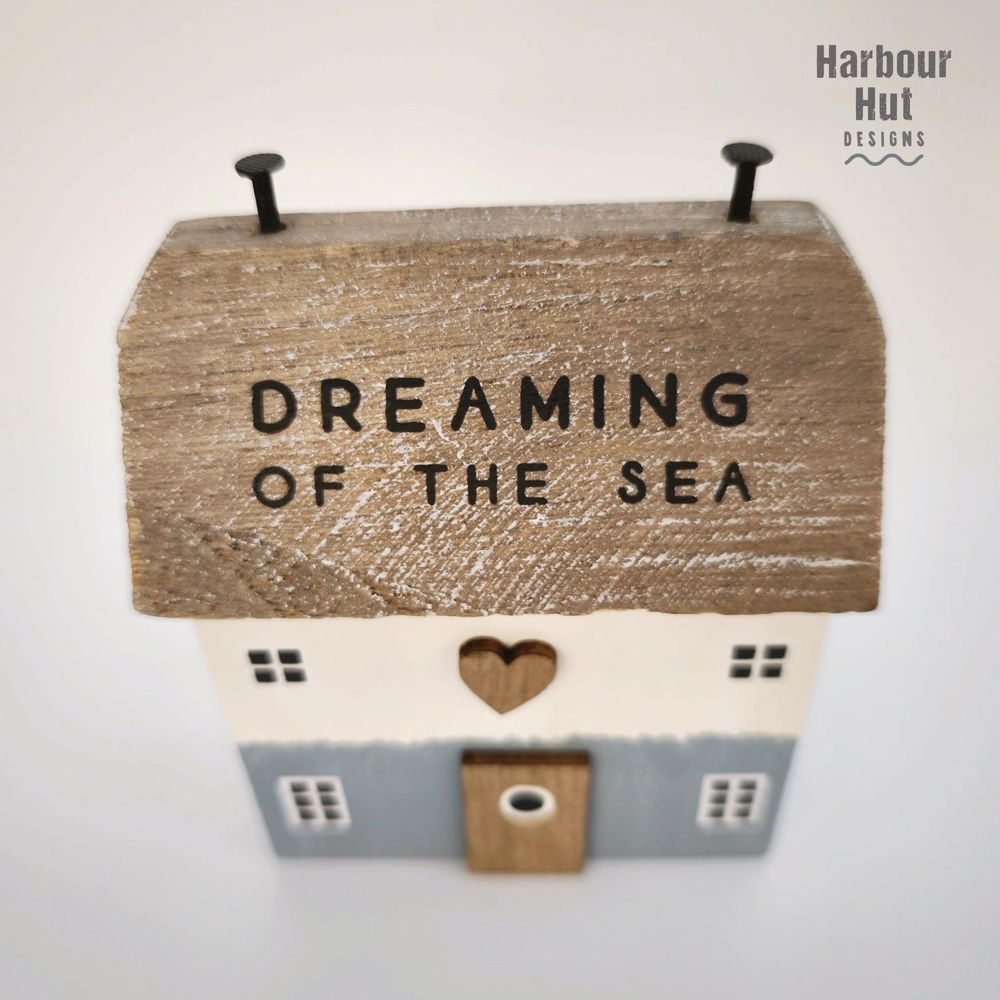 Wooden seaside house decoration | Sea dreaming | Beach blue wedding | Boho decor | Shabby chic | Cute distressed rustic | Coastal ornament