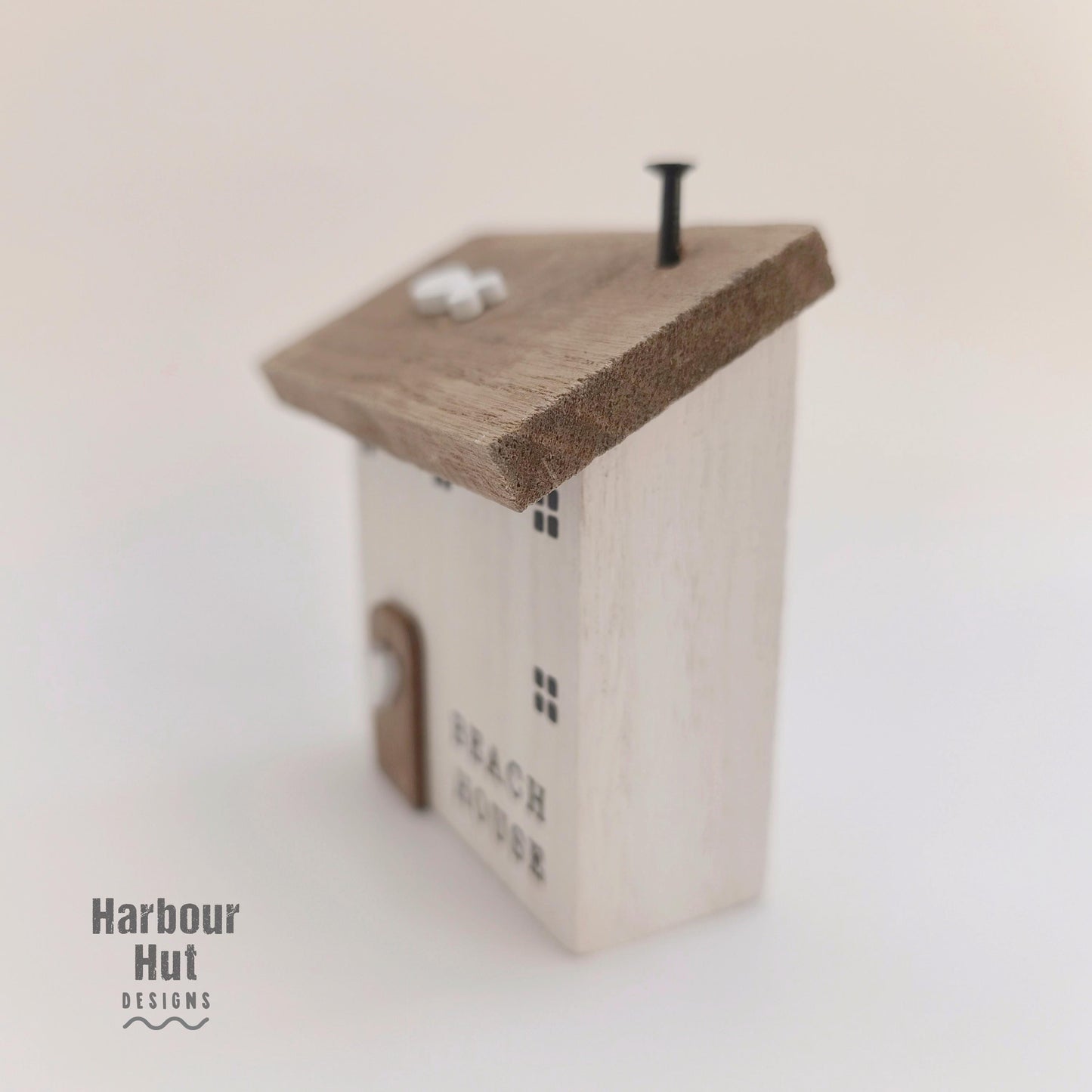 Wooden beach house decoration | Beach wedding | Boho | Shabby chic | Fishing gift | Rustic | Seaside decor | Coastal ornament | Harbour Hut