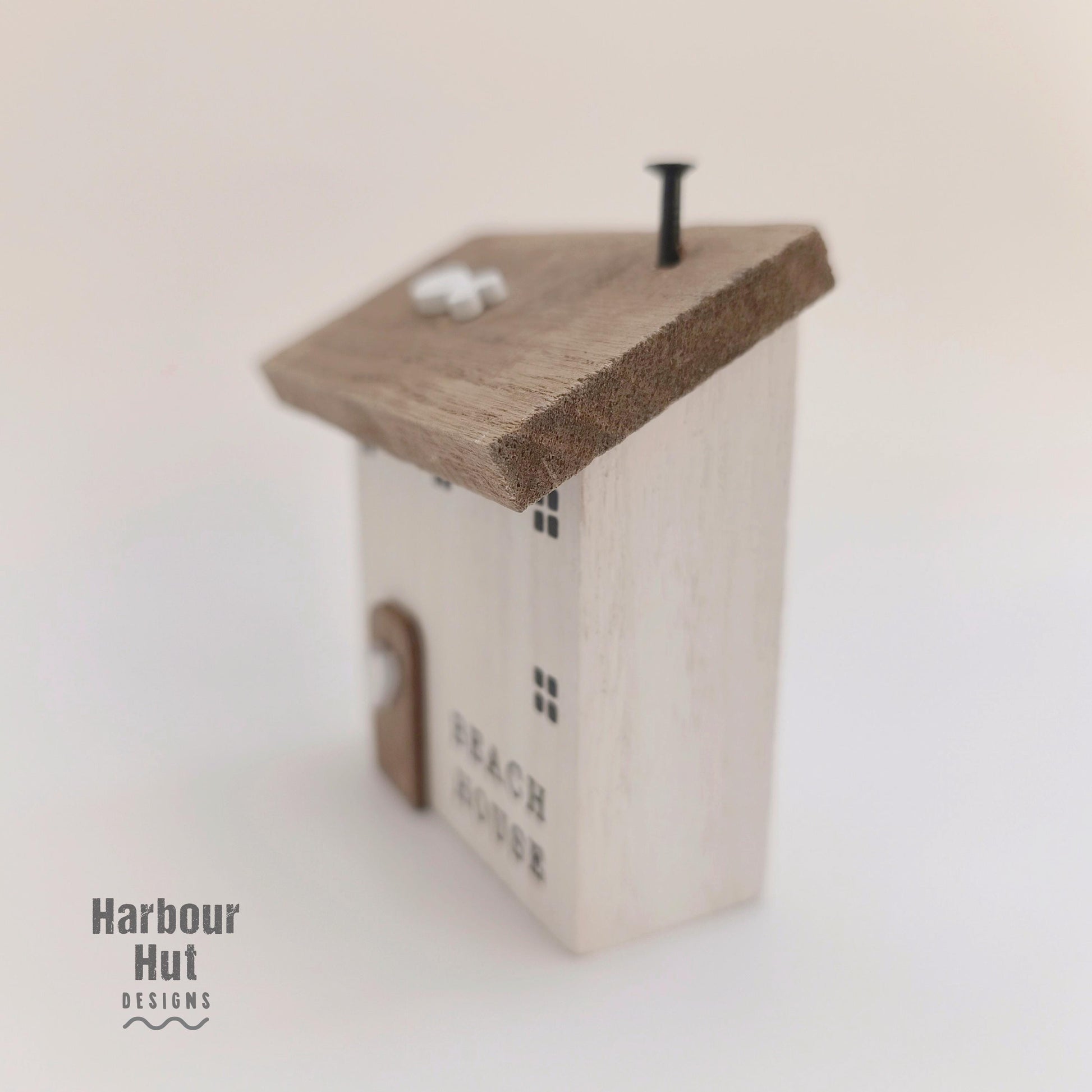 Wooden beach house decoration | Beach wedding | Boho | Shabby chic | Fishing gift | Rustic | Seaside decor | Coastal ornament | Harbour Hut