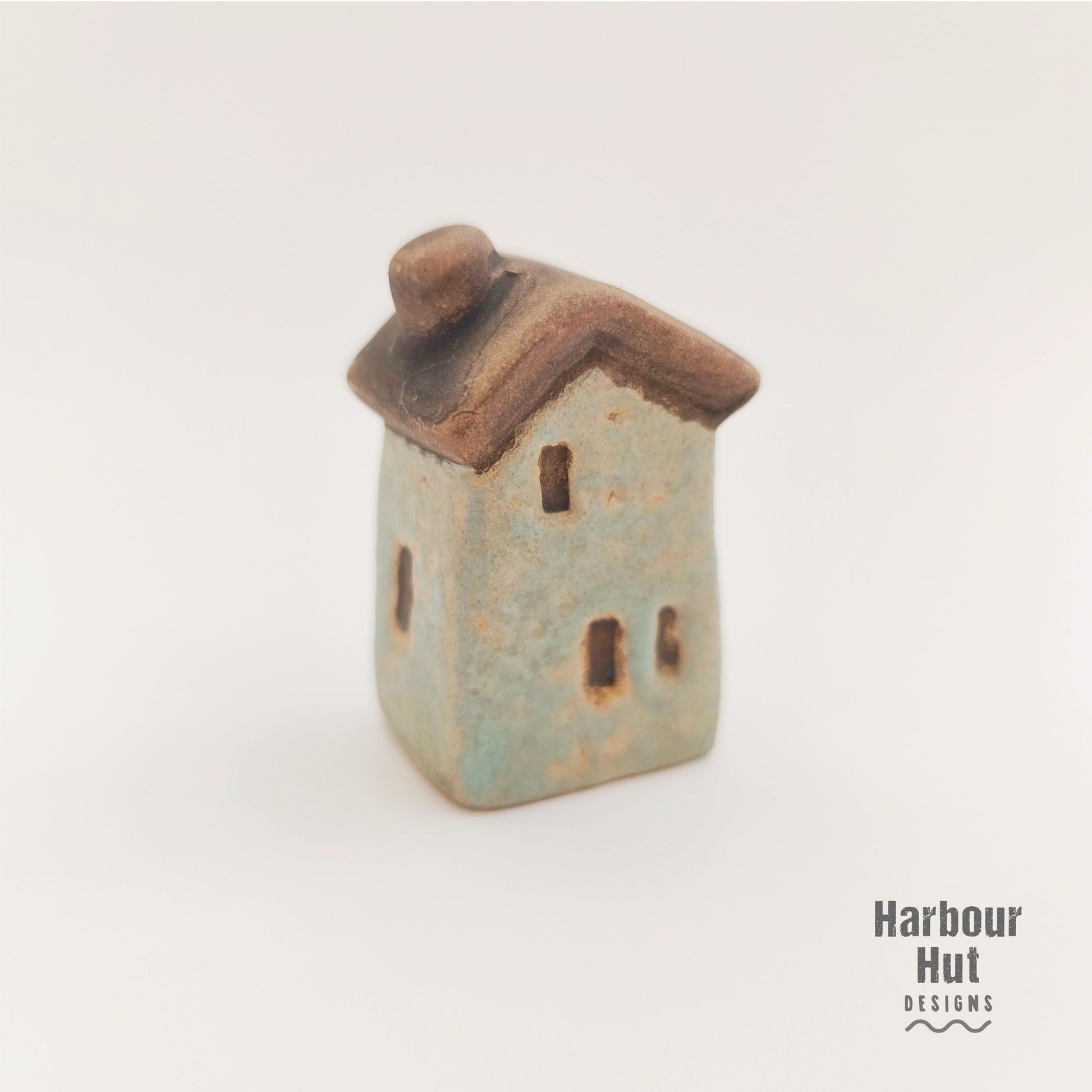 Set of 3 ceramic beach houses | Coastal hut decor | Boho | Rustic ornament decoration | Whimsical | New home present | House warming gift