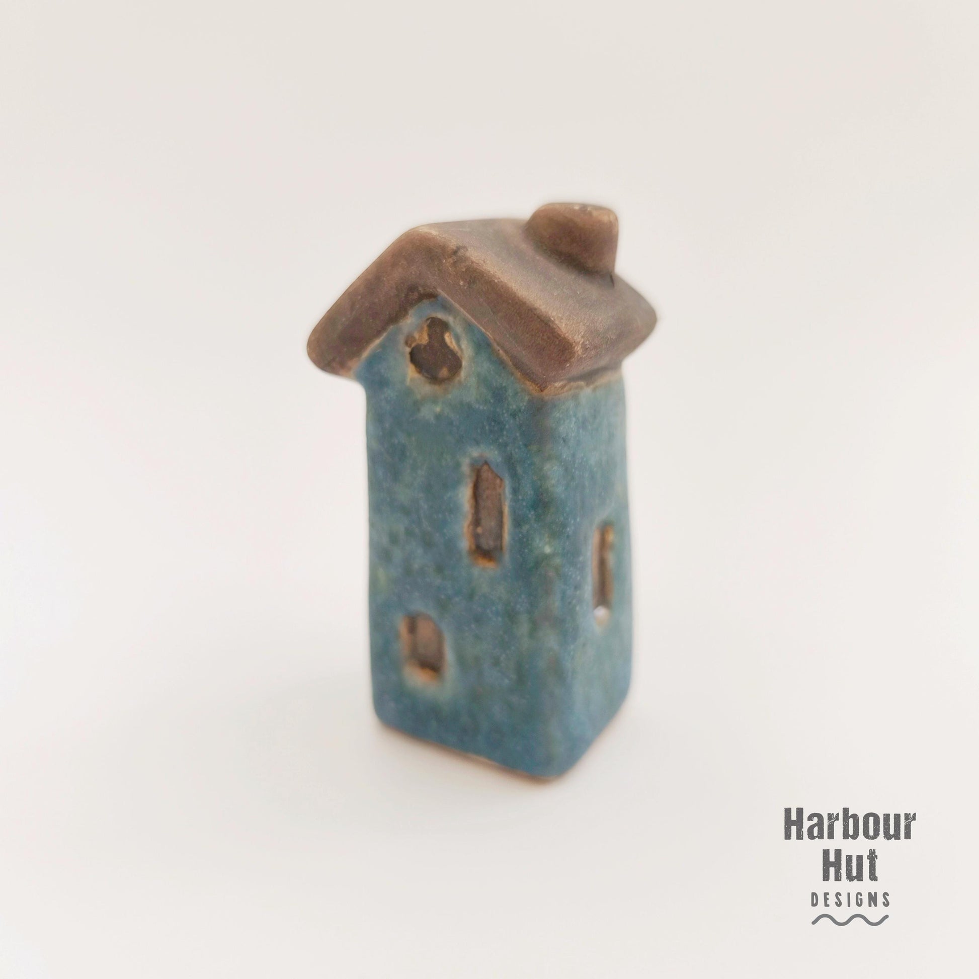 Set of 3 ceramic beach houses | Coastal hut decor | Boho | Rustic ornament decoration | Whimsical | New home present | House warming gift